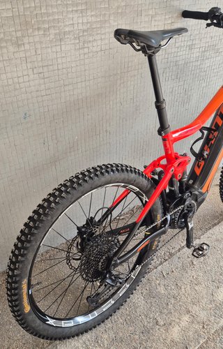 Bicicleta Eléctrica Giant Trance E+ Naranja
