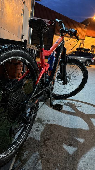 Bicicleta Eléctrica Giant Trance E+ Naranja