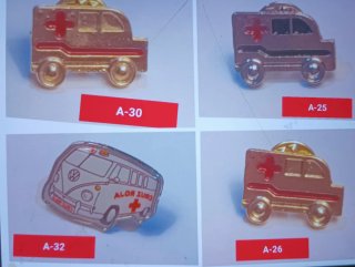 Lote 4 insignias Cruz Roja Española Socorrista
