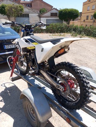 Husqvarna TC 85 2021 Blanca y Amarilla