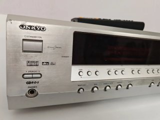 Amplificador Onkyo TX-SR303E