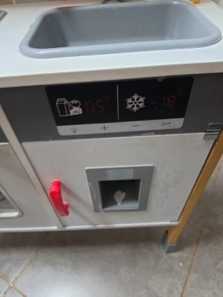 Cocina de juguete para niña
