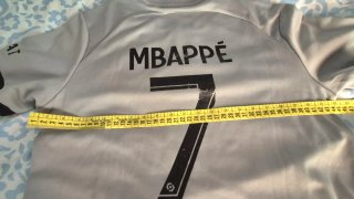 Camiseta Jordan PSG QATAR AIRWAYS-Gris. de segunda mano por 4 EUR