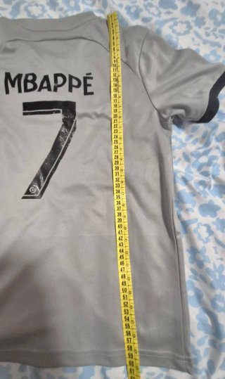 Camiseta Jordan PSG QATAR AIRWAYS-Gris. de segunda mano por 4 EUR