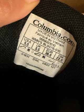 Zapatillas Columbia Talla 36.5 Negras y Blancas
