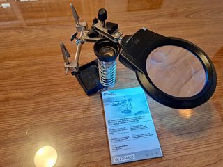 Soporte Mecánica Precisión con Lupa LED