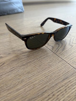 Gafas de sol Ray-Ban Marrones polarizadas.
