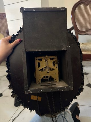 Reloj ODO de pared antiguo dorado