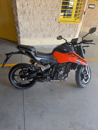 KTM Duke 125 Azul/Naranja