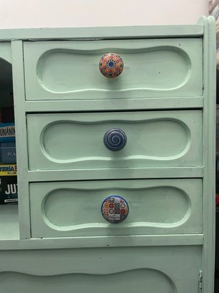 Mueble recibidor restaurado verde