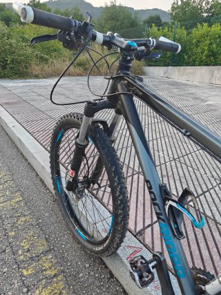 Bicicleta MTB RockRider RR 8.1