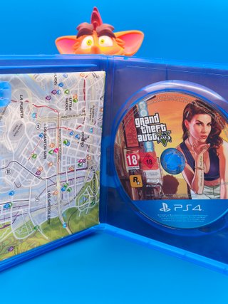 Grand Theft Auto V GTA 5 PS4 + Mapa