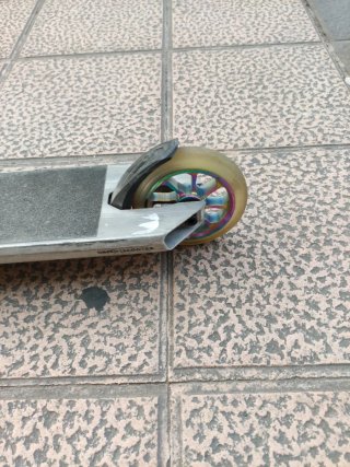 Patín Scooter Trucos