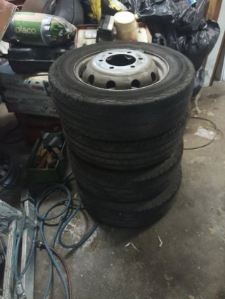 Neumático 195/70 R15C