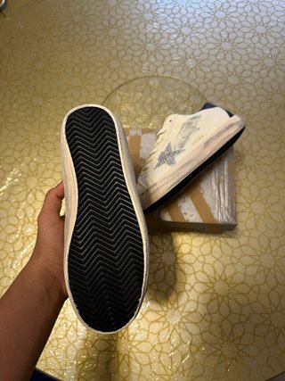 Zapatillas Golden Goose Blancas y Plateadas