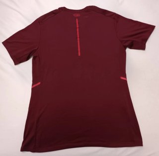 Camiseta deportiva Kalenji Talla M granate