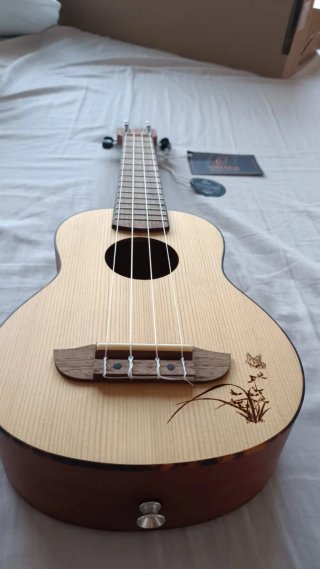 Ukelele Ortega RU5-SO
