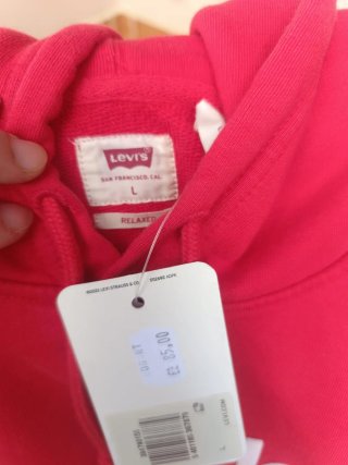 Sudadera Levis con capucha