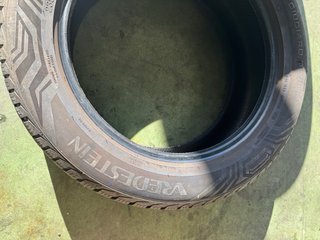 Neumáticos Vredestein 235/55 R19 105W M+S