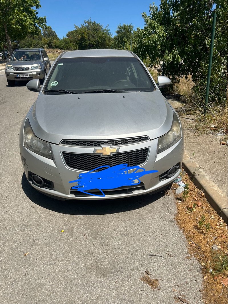 Chevrolet Cruze 2010 - foto 1