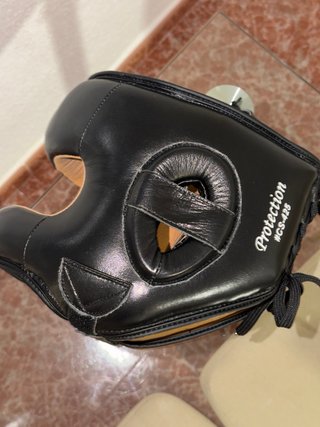 Casco boxeo Leone NUEVO con barra protectora