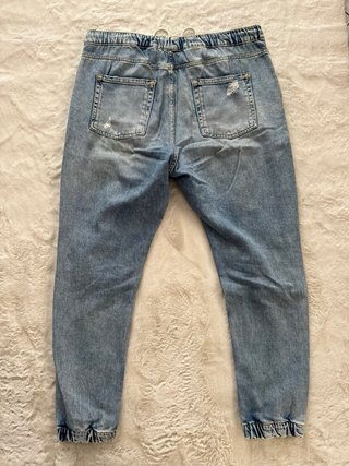 Jeans Bershka strappati uomo