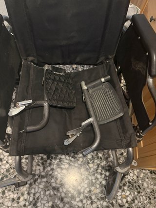 Silla ruedas  43 cm asiento 60 ancho total