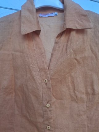 Camisa Talla 50. Medidas en descripción