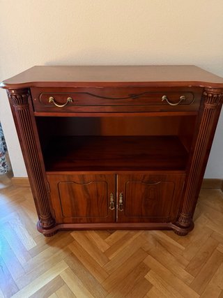 Cabecero y mesillas de madera