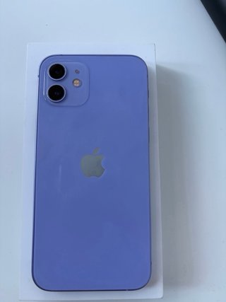 iPhone 12 Morado