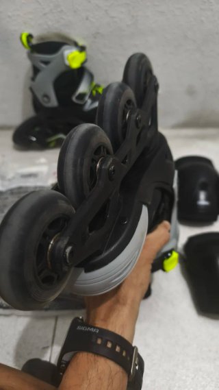 Patines Oxelo Talla 29-32 + Protecciones