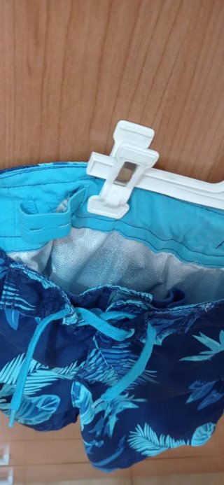 Bañador corto para niños de talla 6/7 años