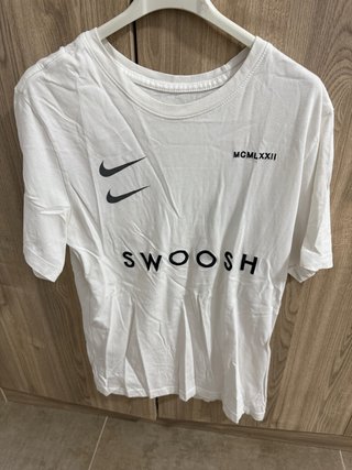 Camiseta Nike Blanca MCMLXXII Swoosh