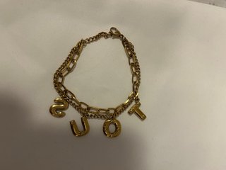 Pulsera con letras SUOT