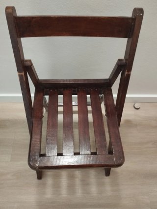 Silla plegable de madera