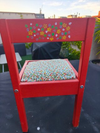 Sillitas infantiles madera restauradas
