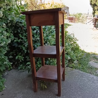 Tavolino vintage in legno marrone
