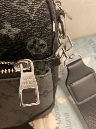 Bandolera Louis Vuitton Negro y Gris Monogram