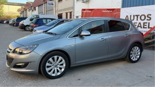Opel Astra 2014