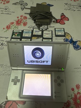 Nintendo DS Lite Plata + 14 Juegos