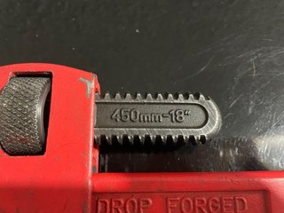 Llave de Grifa 18'' Roja DROP FORGED