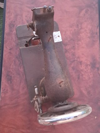Máquina de coser Singer 15-91 (1939)