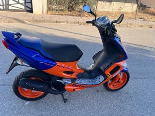Peugeot Speedfight 2 Scooter