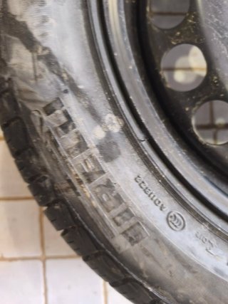 Rueda de repuesto Pirelli 215/55 R16 97W