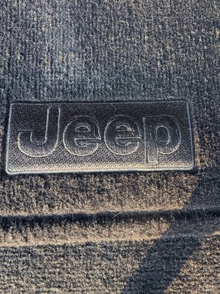 Lote Alfombrillas y maletero  Goma Jeep wranger