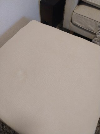 Pouf quadrato Ikea beige