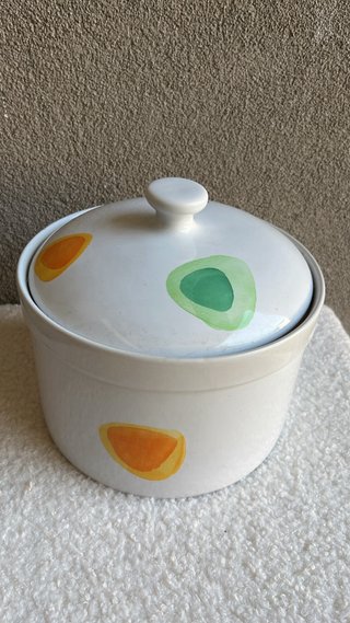Biscottiera in ceramica bianca con decoro blu