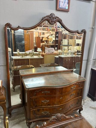 DORMITORIO CLÁSICO DE MADERA
