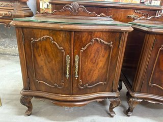 DORMITORIO CLÁSICO DE MADERA