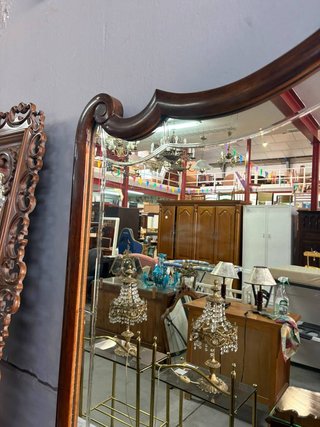 DORMITORIO CLÁSICO DE MADERA